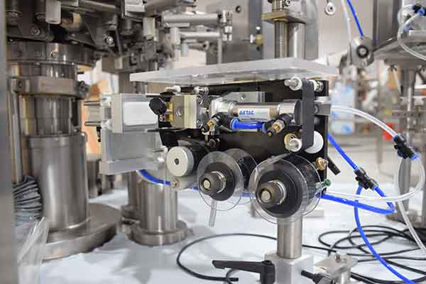 How do granule pouch packing machines work?cid=undefined